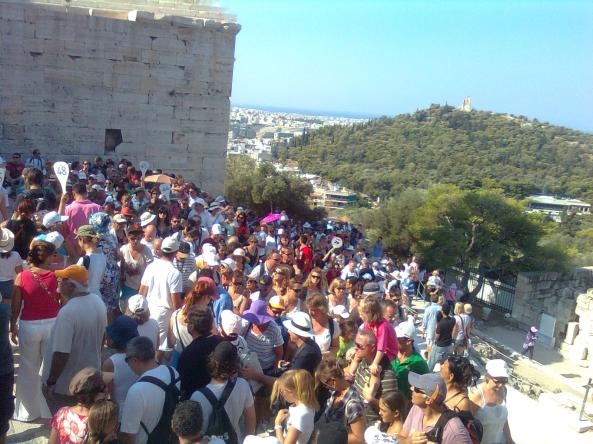 crowds at the entrance to the Acropolis